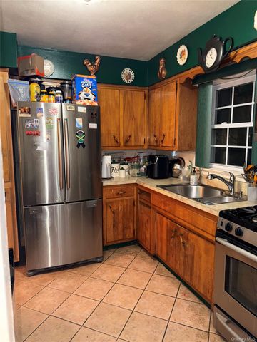 13639 220th Place, Laurelton, NY 11413