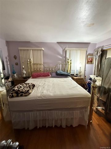 13639 220th Place, Laurelton, NY 11413