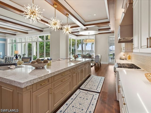17412 Via Lugano CT, Miromar Lakes, FL 33913