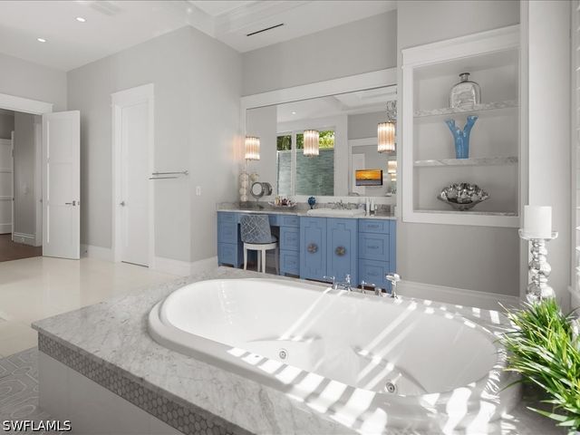 17412 Via Lugano CT, Miromar Lakes, FL 33913