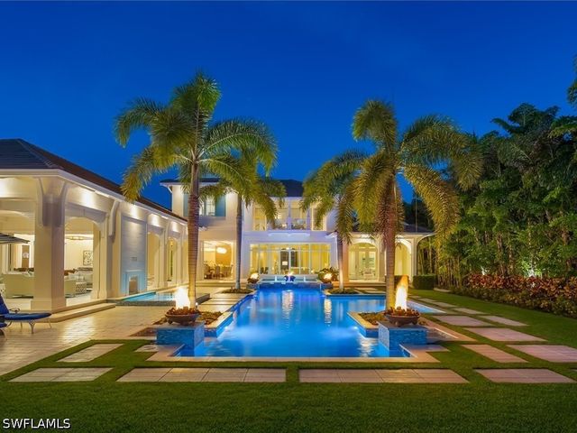 17412 Via Lugano CT, Miromar Lakes, FL 33913
