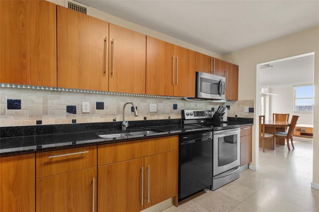 3001 S Ocean Drive 727, Hollywood, FL 33019