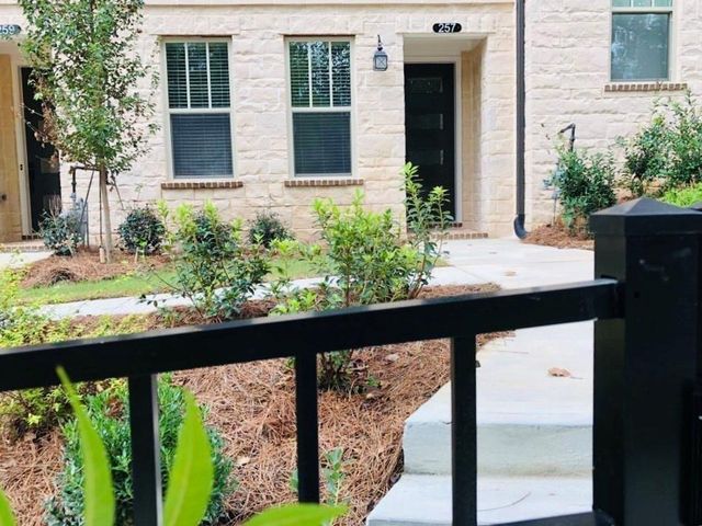 257 Franklin Road, Sandy Springs, GA 30342