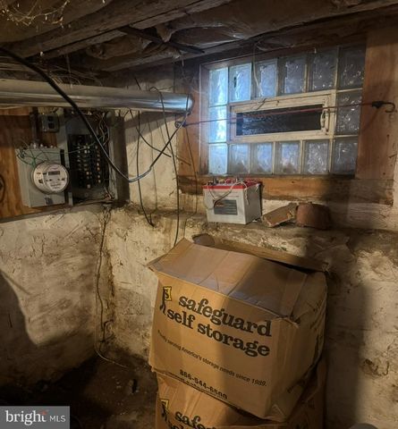 530 N 35TH ST, Philadelphia, PA 19104