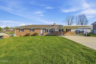 515 Poplar Street, Mount Carmel, TN 37645