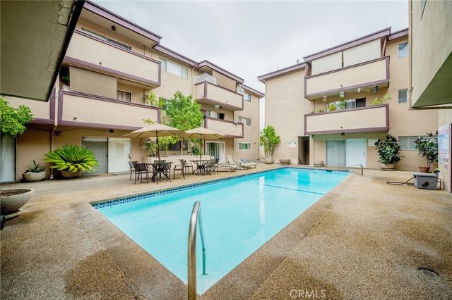 330 N Jackson Street 208, Glendale, CA 91206