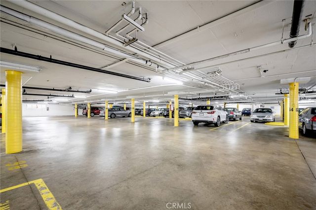 330 N Jackson Street 208, Glendale, CA 91206