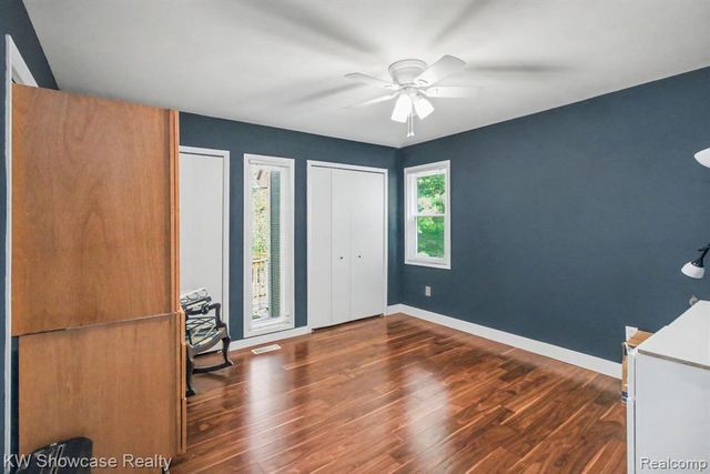 1670 Post Avenue, West Bloomfield, MI 48324
