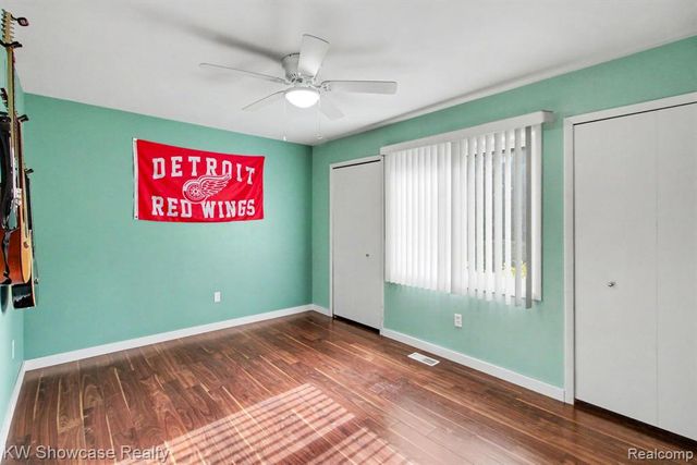 1670 Post Avenue, West Bloomfield, MI 48324