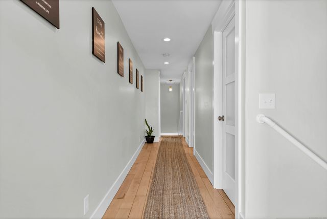 11 Pearl Street, Groton, CT 06340