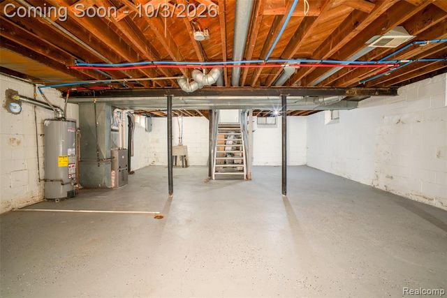 19313 Winthrop Street, Detroit, MI 48235