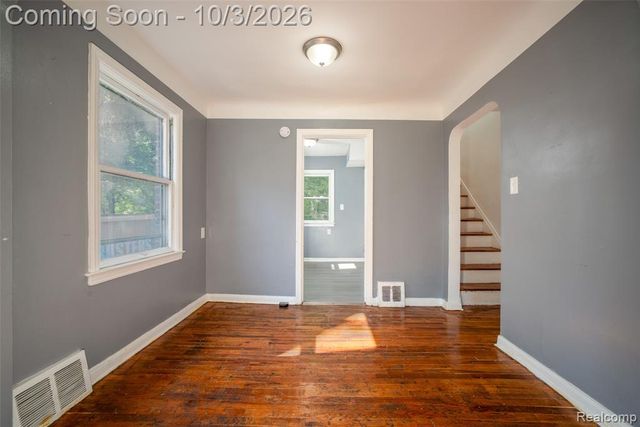 19313 Winthrop Street, Detroit, MI 48235