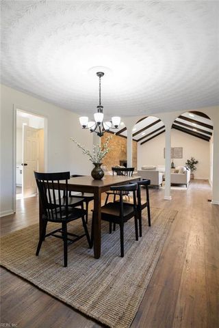 2800 Ashwood DR, Chesapeake, VA 23321