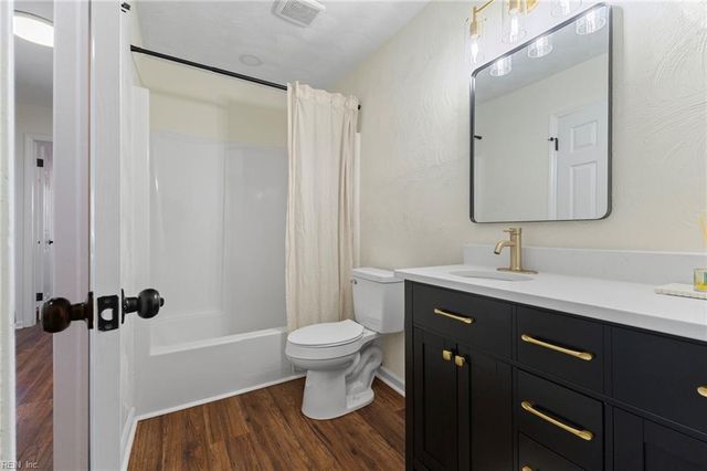 2800 Ashwood DR, Chesapeake, VA 23321