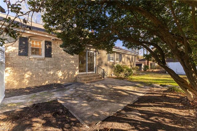 2800 Ashwood DR, Chesapeake, VA 23321