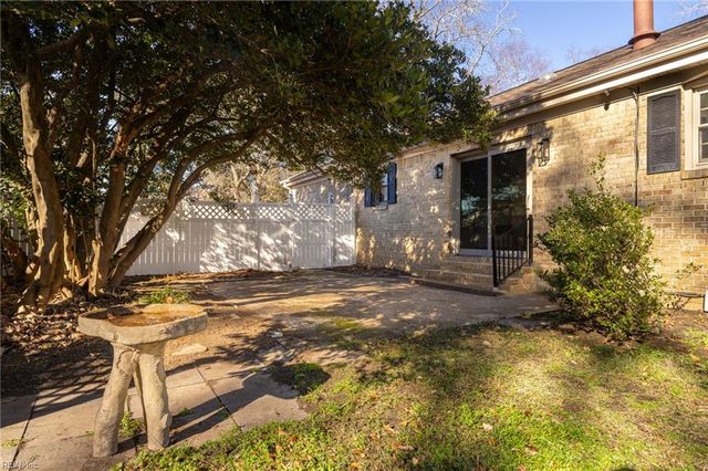 2800 Ashwood DR, Chesapeake, VA 23321