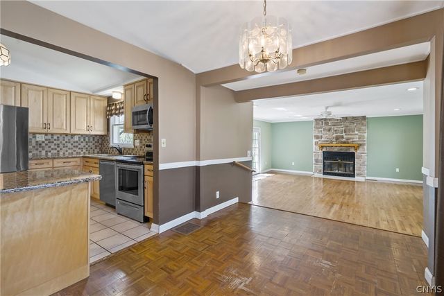 4985 Woodmark Drive, Clay, NY 13088