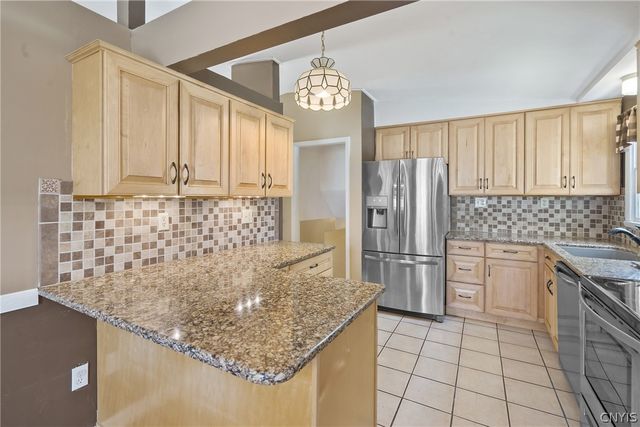 4985 Woodmark Drive, Clay, NY 13088