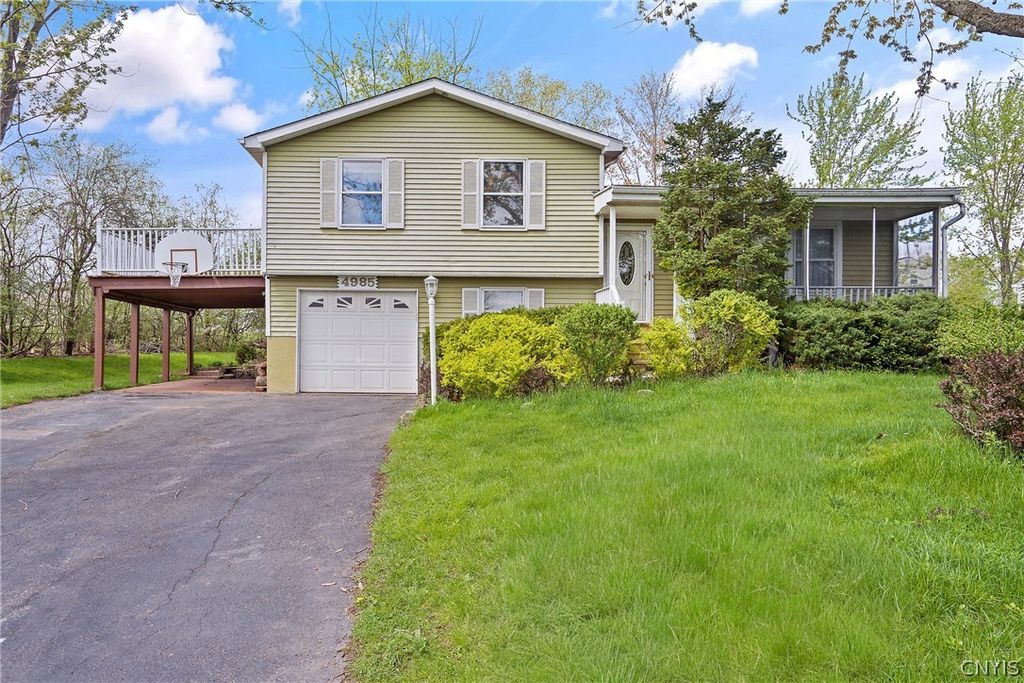 4985 Woodmark Drive, Clay, NY 13088