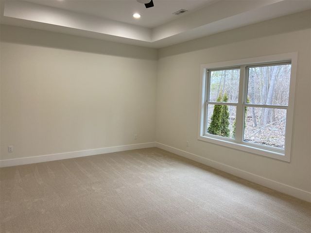 725 Violet Way, Saint Joseph, MI 49085