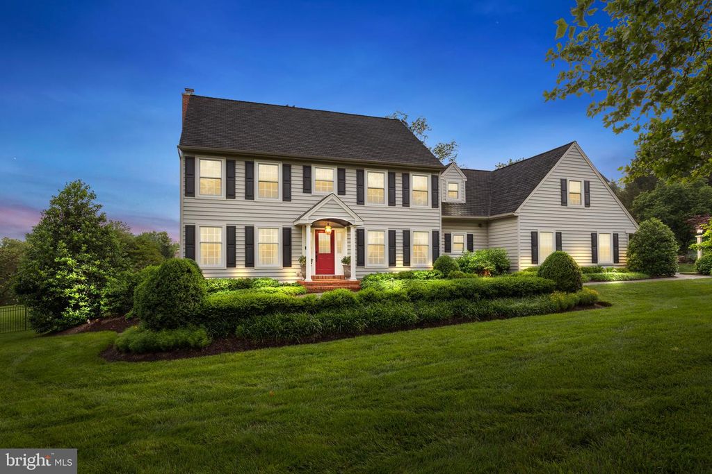4716 ESSEX DR, Doylestown, PA 18902