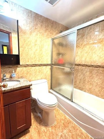14437 Melbourne Avenue, Flushing, NY 11367