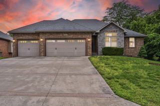 5142 South Burrows Avenue, Springfield, MO 65810
