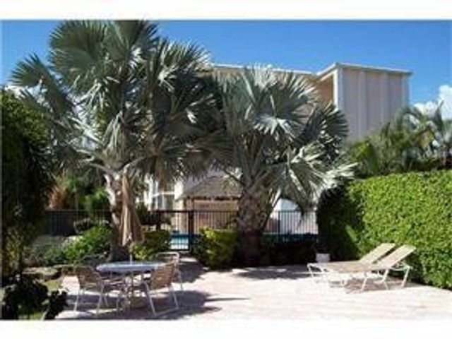 698 NE Spanish River Boulevard 0250, Boca Raton, FL 33431