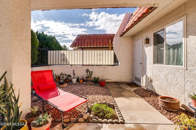 5931 E Sun County Boulevard, Tucson, AZ 85712