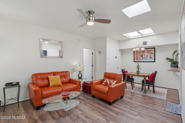 5931 E Sun County Boulevard, Tucson, AZ 85712