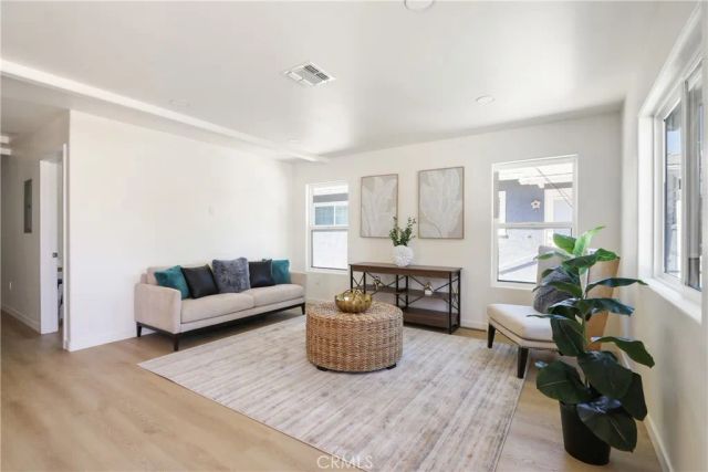 1614 W 214th Street, Torrance, CA 90501