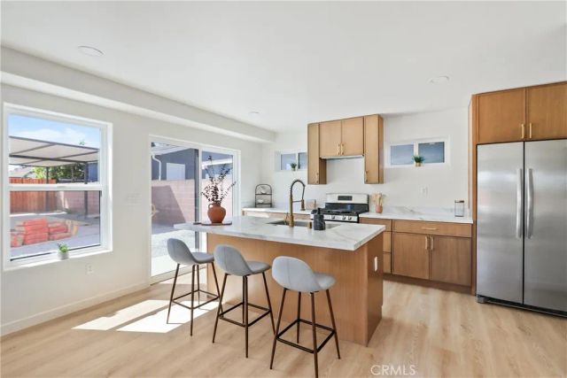 1614 W 214th Street, Torrance, CA 90501