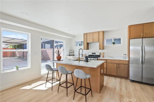 1614 W 214th Street, Torrance, CA 90501