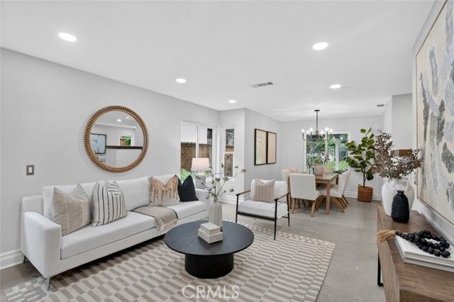 41 Fairfield, Lake Forest (el Toro), CA 92610