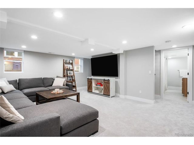 1140 Harrison St, Denver, CO 80206