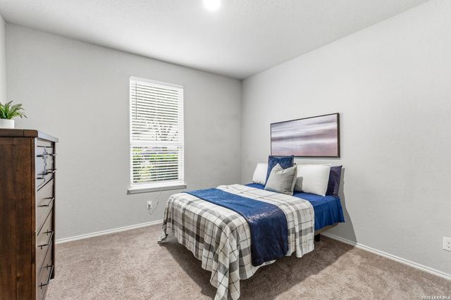 5050 Italica Rd, San Antonio, TX 78253