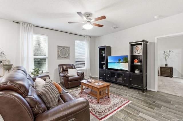 5050 Italica Rd, San Antonio, TX 78253