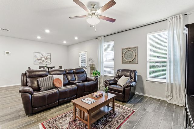 5050 Italica Rd, San Antonio, TX 78253