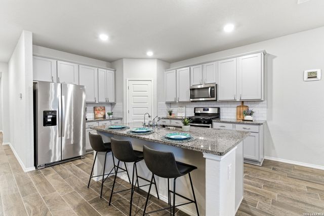 5050 Italica Rd, San Antonio, TX 78253