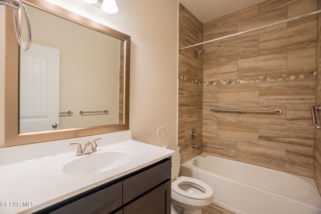 1080 Summer Night Place, Horizon City, TX 79928
