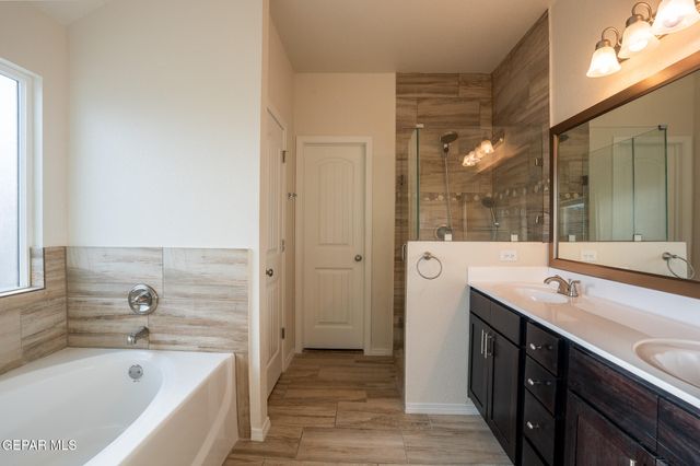 1080 Summer Night Place, Horizon City, TX 79928