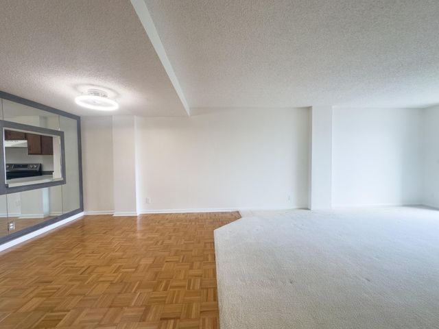 890 N FEDERAL Highway 409, Lantana, FL 33462