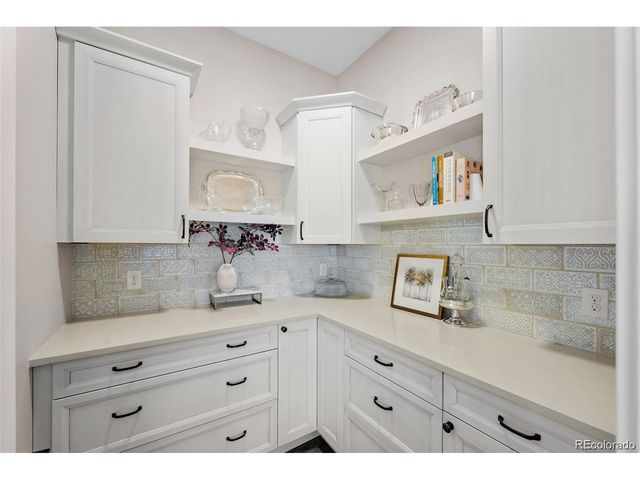 7912 Raphael Ln, Littleton, CO 80125