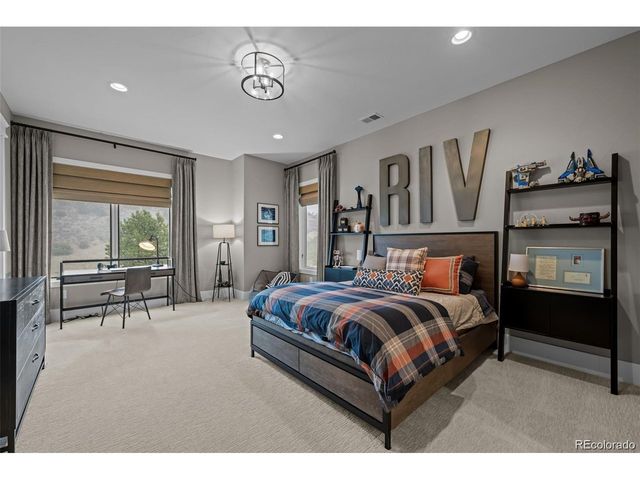 7912 Raphael Ln, Littleton, CO 80125