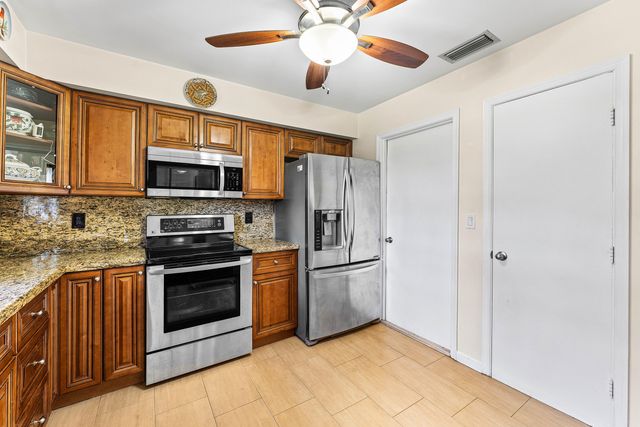 4520 Ficus Tree Road, Boynton Beach, FL 33436