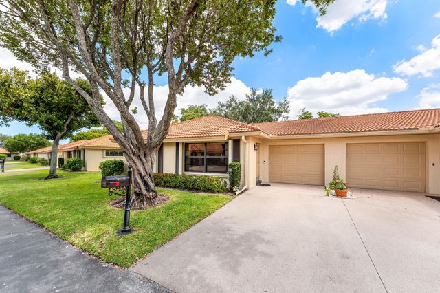 4520 Ficus Tree Road, Boynton Beach, FL 33436