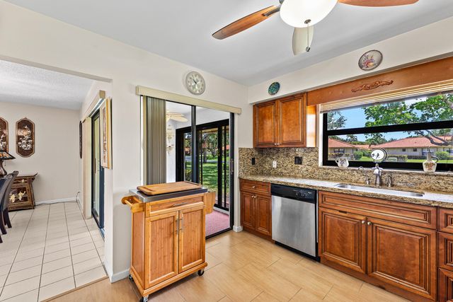 4520 Ficus Tree Road, Boynton Beach, FL 33436
