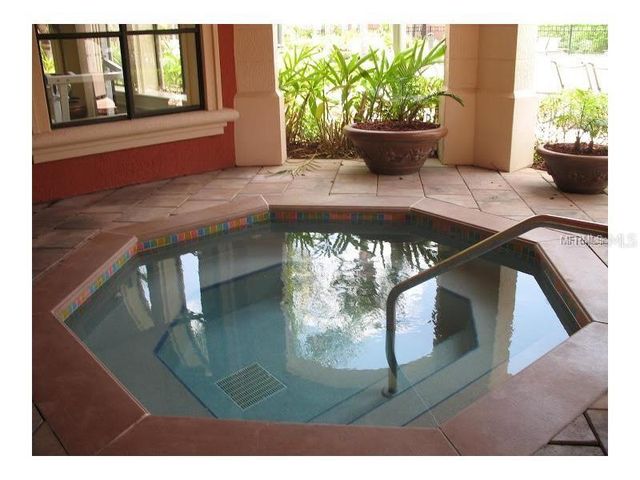 2755 VIA CAPRI 1220, Clearwater, FL 33764