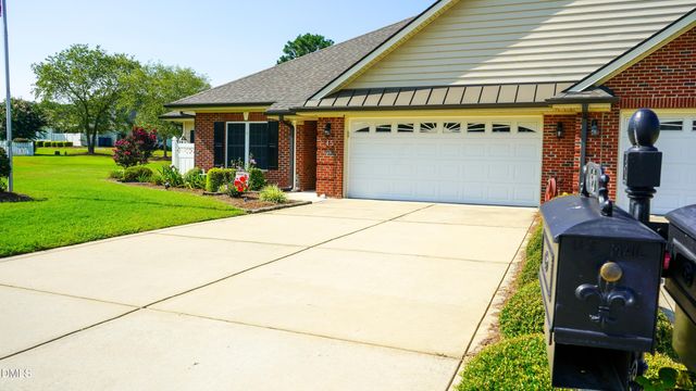 45 Glenfield Drive, Dunn, NC 28334