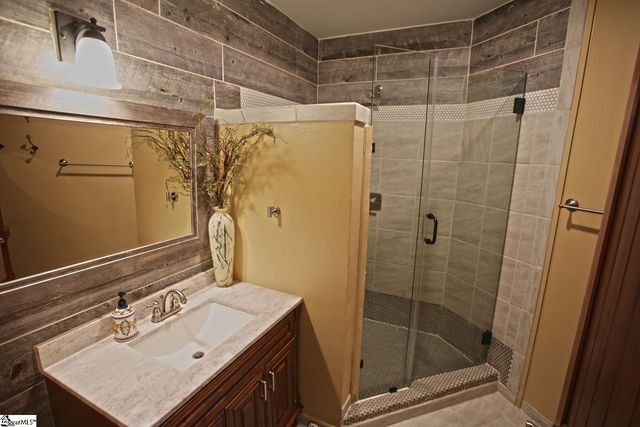 301 Cedar Creek Drive, Sunset, SC 29685